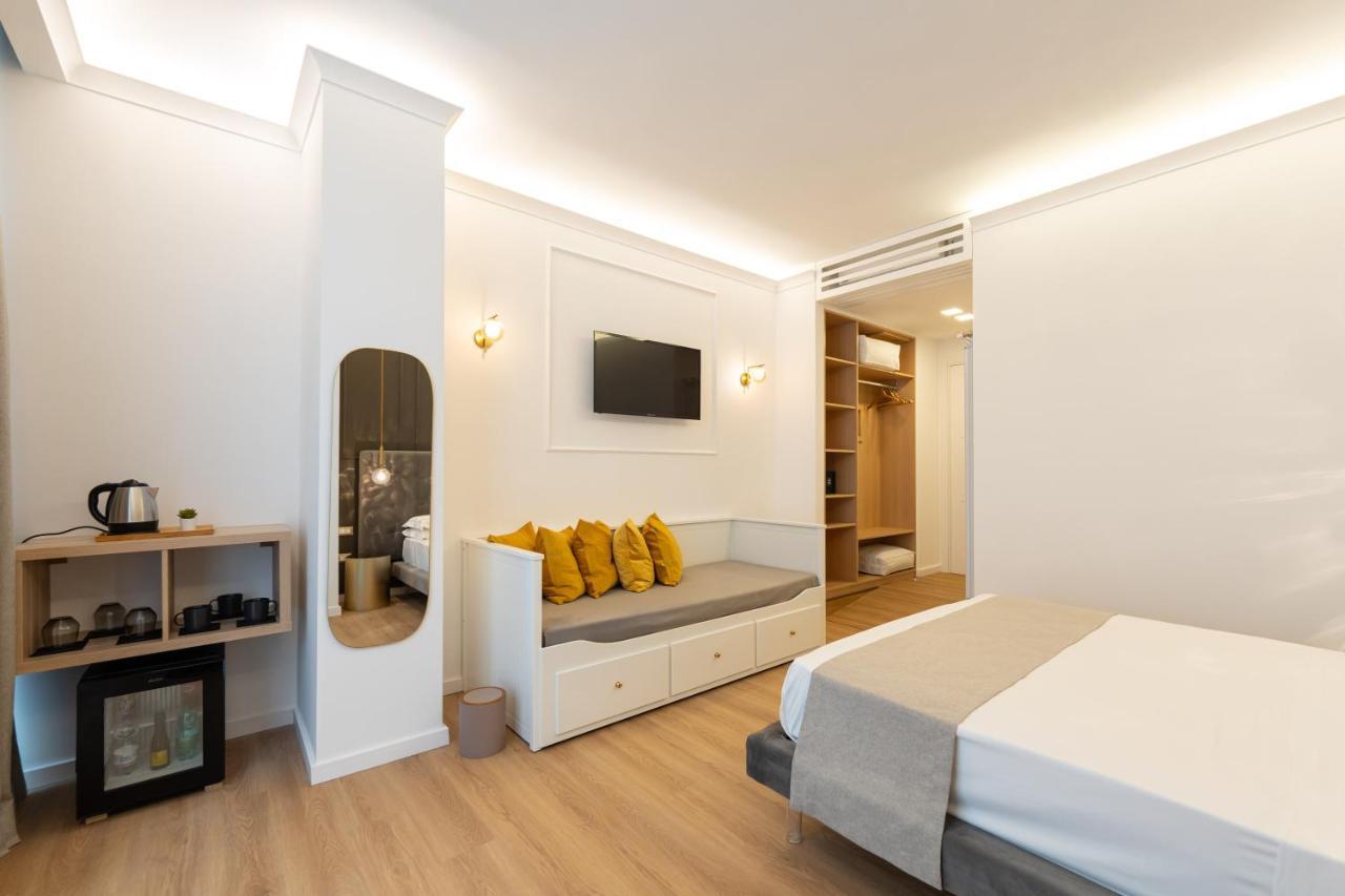 Toledo Relais Suites - By Pera Rooms Collection Naples Exterior photo
