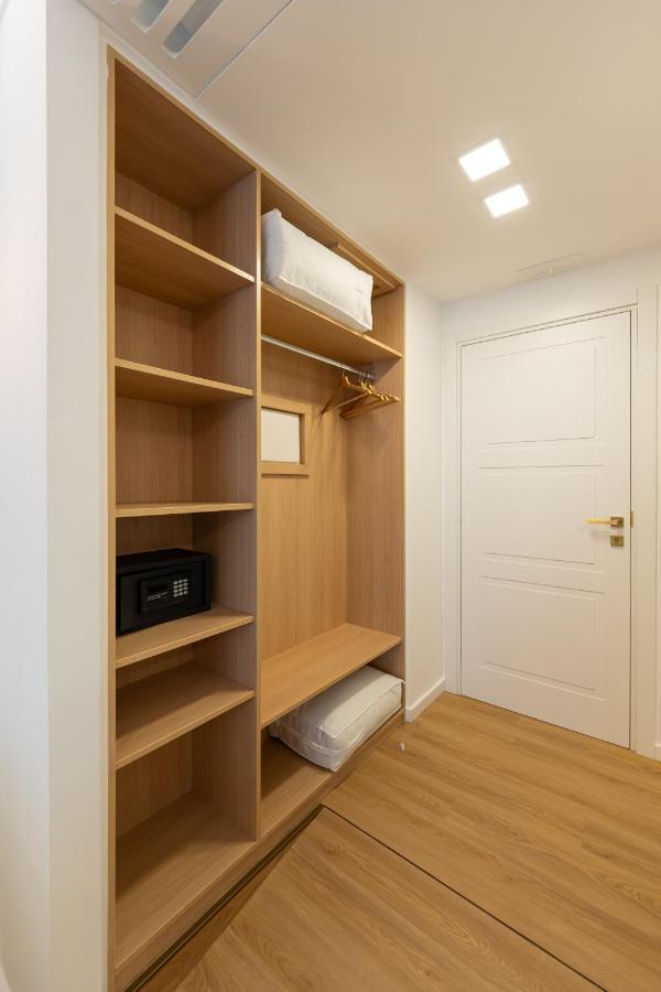 Toledo Relais Suites - By Pera Rooms Collection Naples Exterior photo